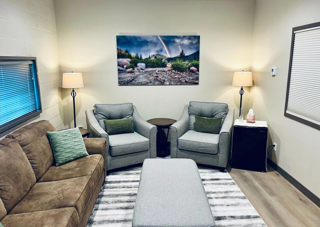 The L.E.A.S.H. Platinum Package includes an appointment for viewing and to witness the cremation at our Pet Crematory in Mesa, Arizona.